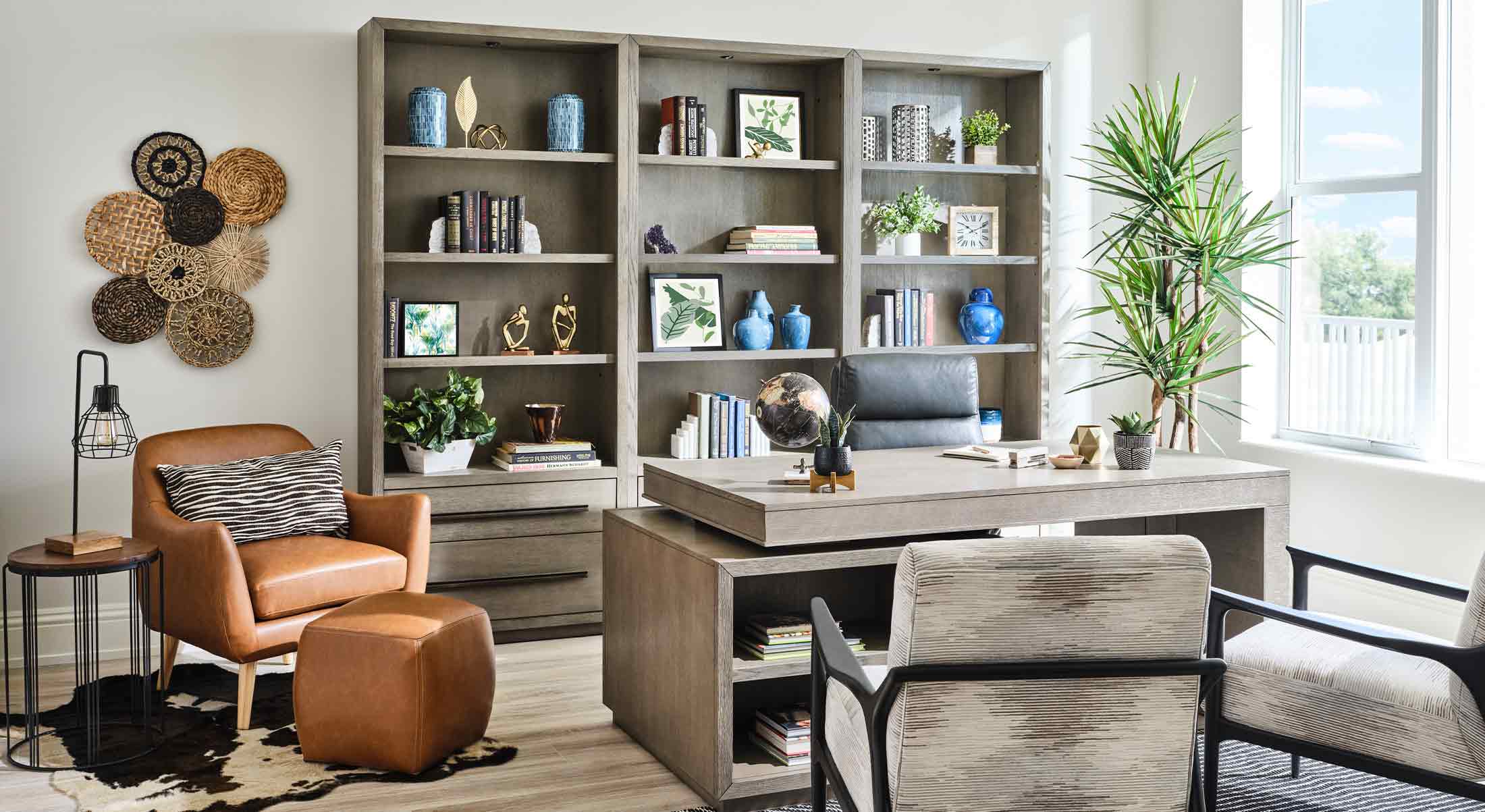 Satin Leaf floor plan den.